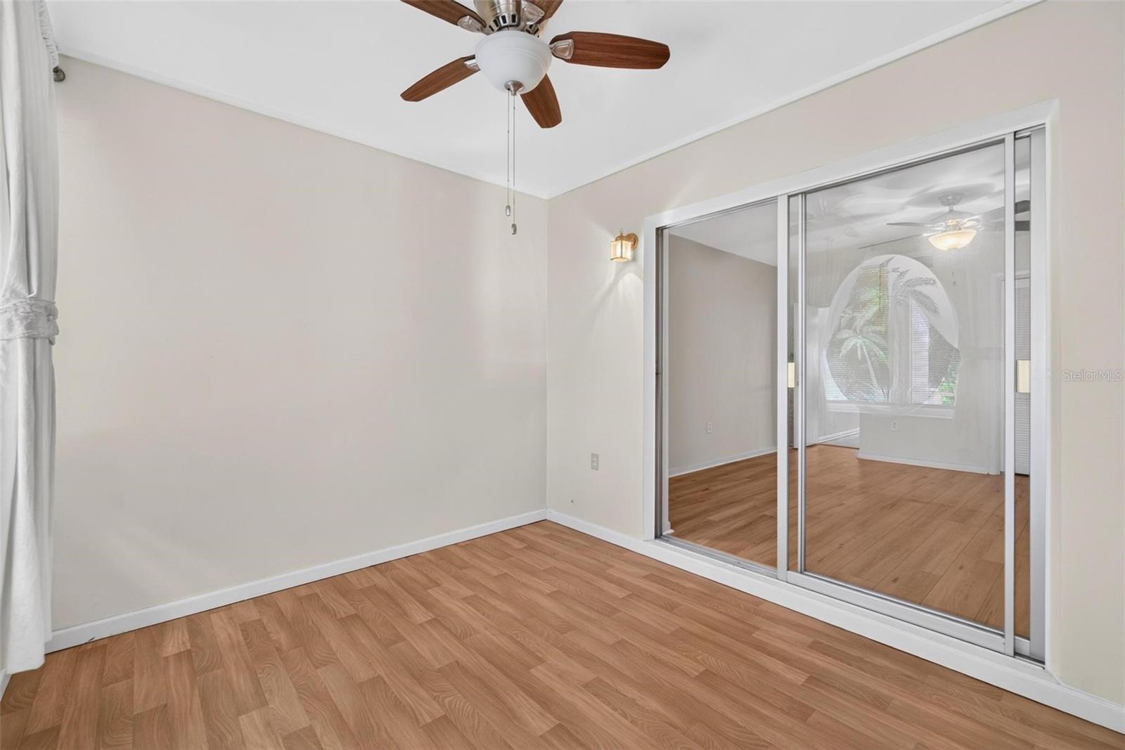 138 36TH AVE N #208 W — photo 9