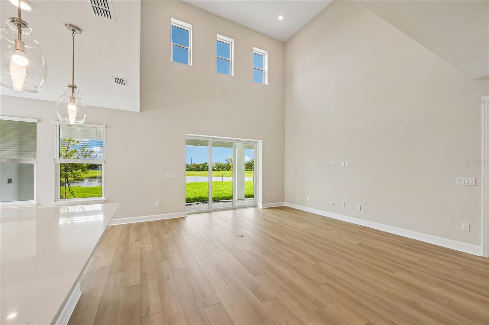 7057 FOXBORO WAY — photo 10