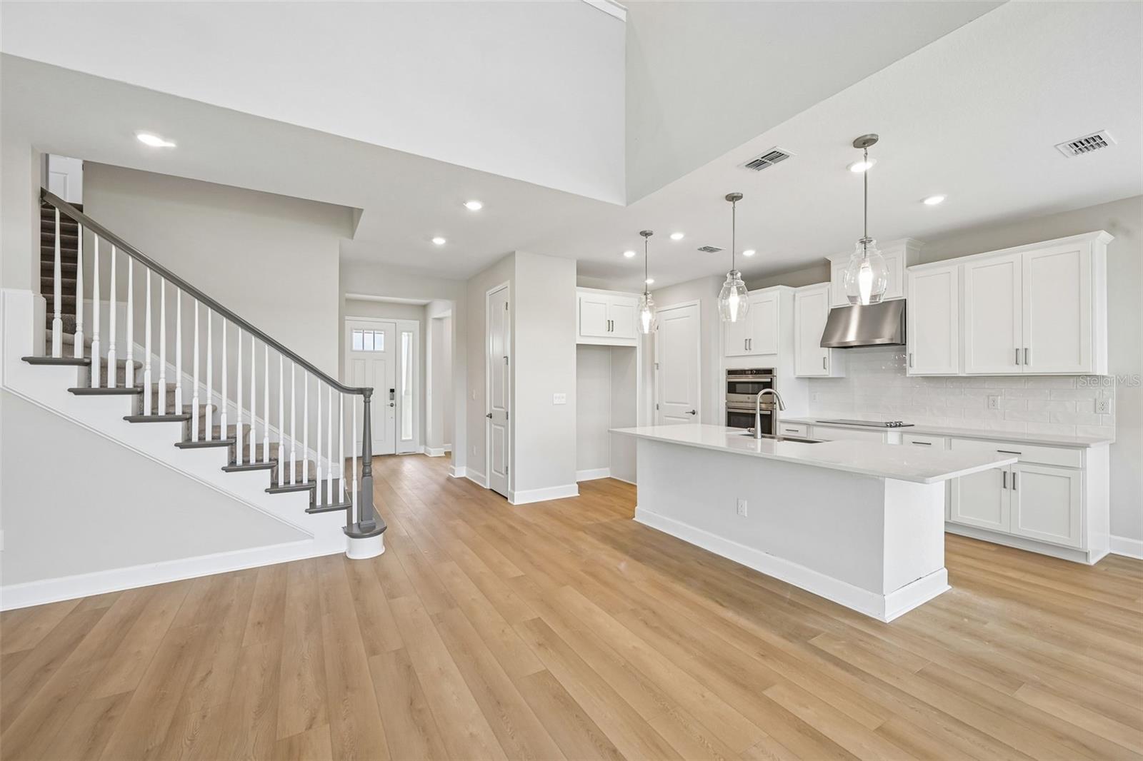 7057 FOXBORO WAY — photo 3