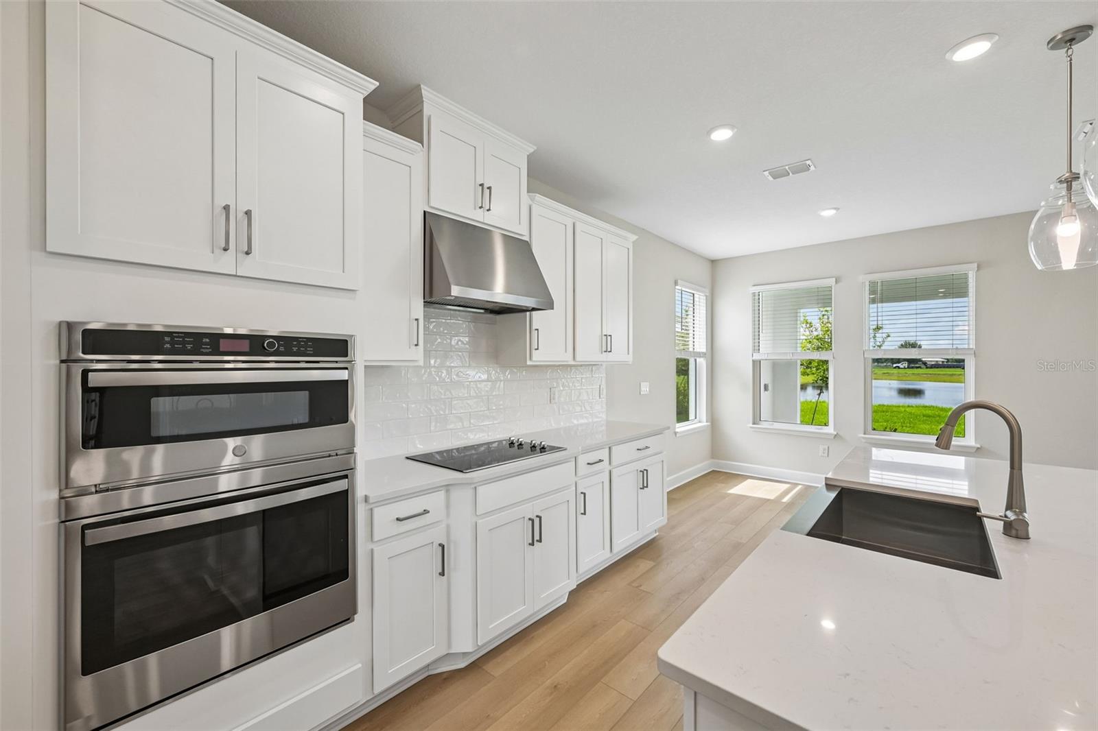 7057 FOXBORO WAY — photo 2