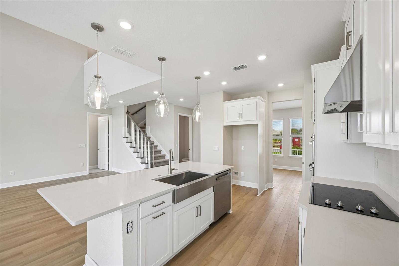 7057 FOXBORO WAY — photo 15