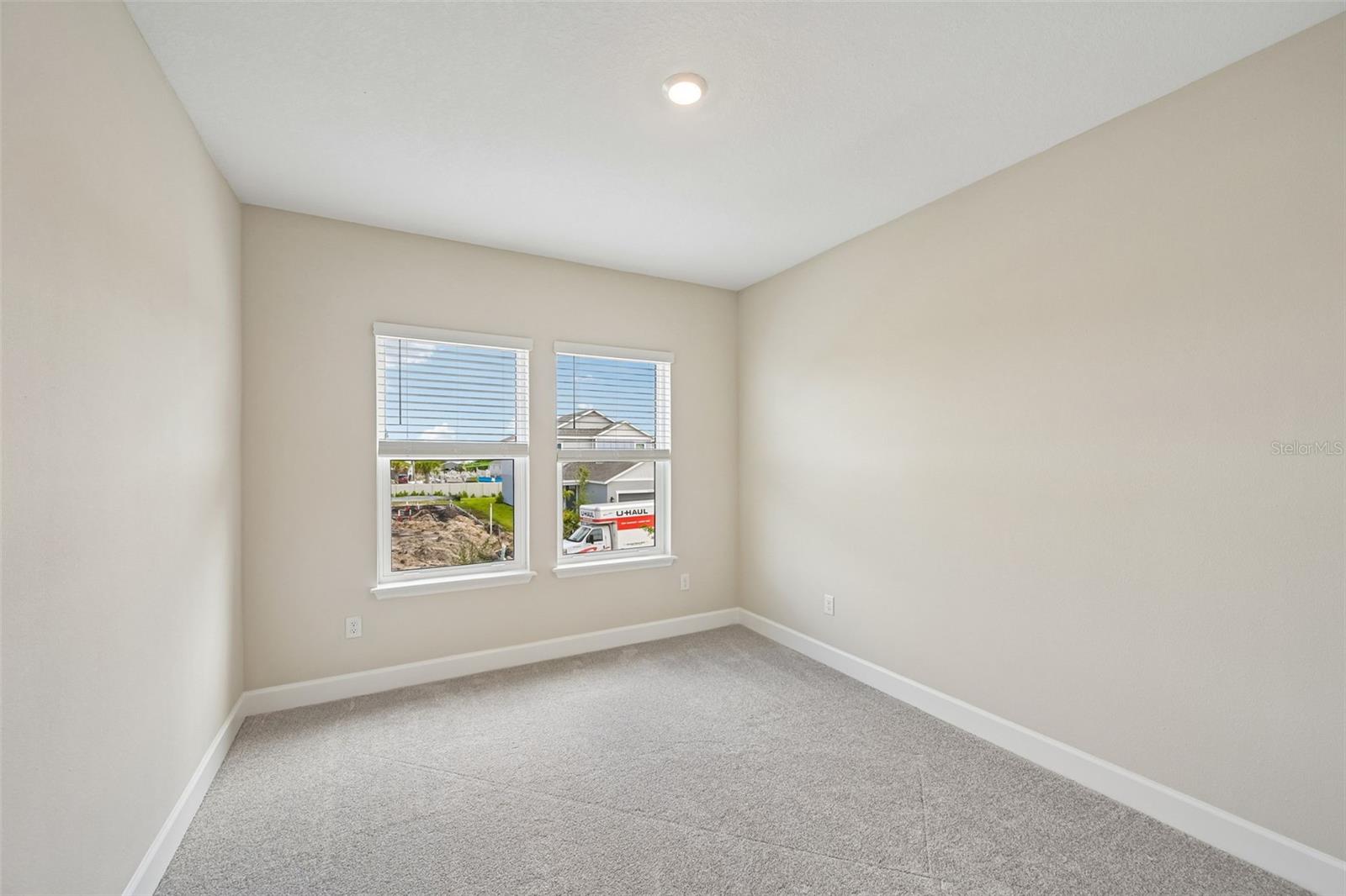 7057 FOXBORO WAY — photo 32