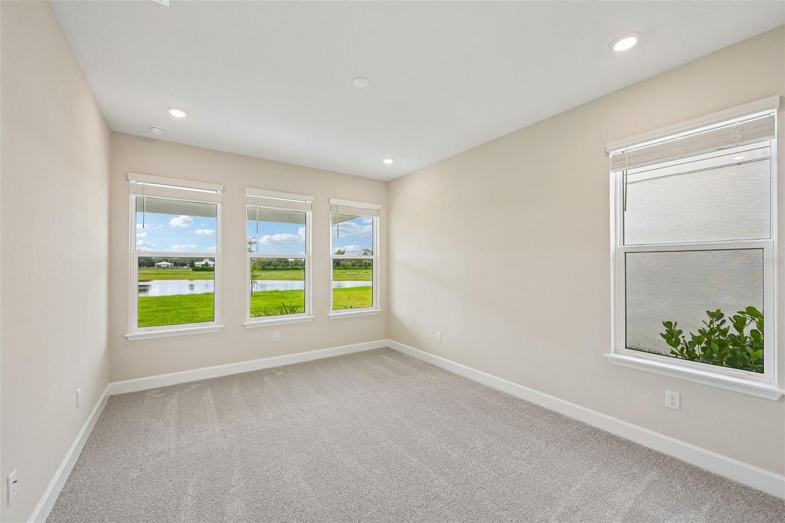 7057 FOXBORO WAY — photo 5