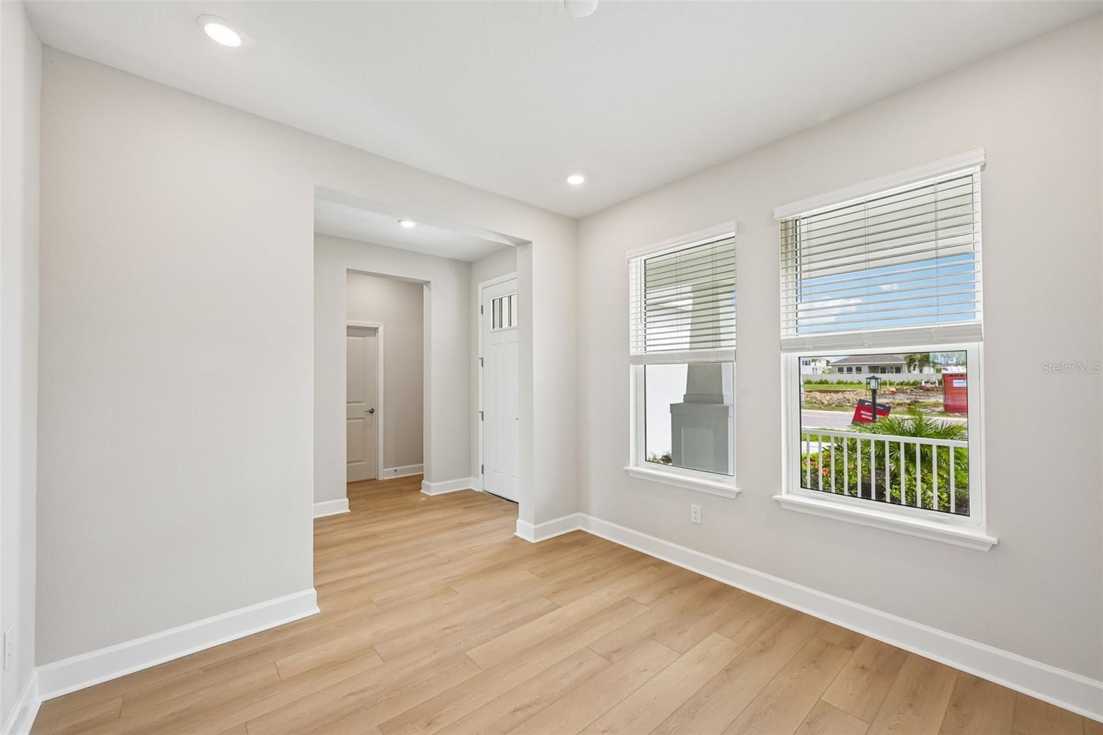 7057 FOXBORO WAY — photo 9