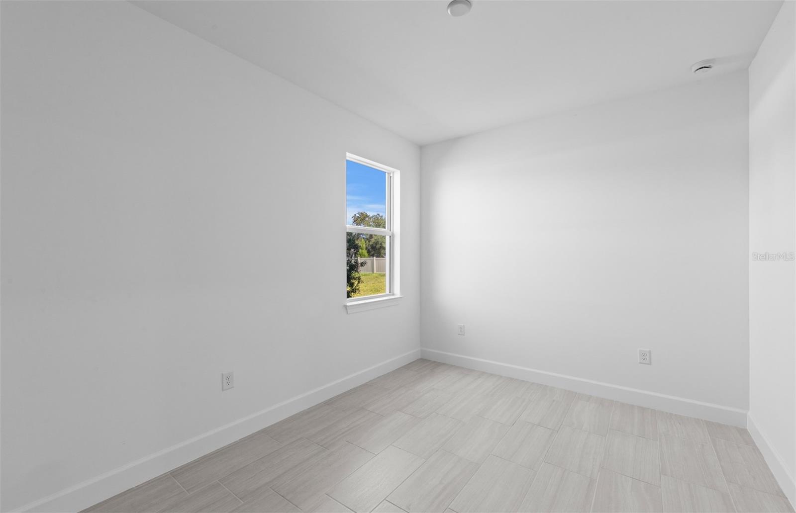 6962 MINNEOLA CT — photo 9