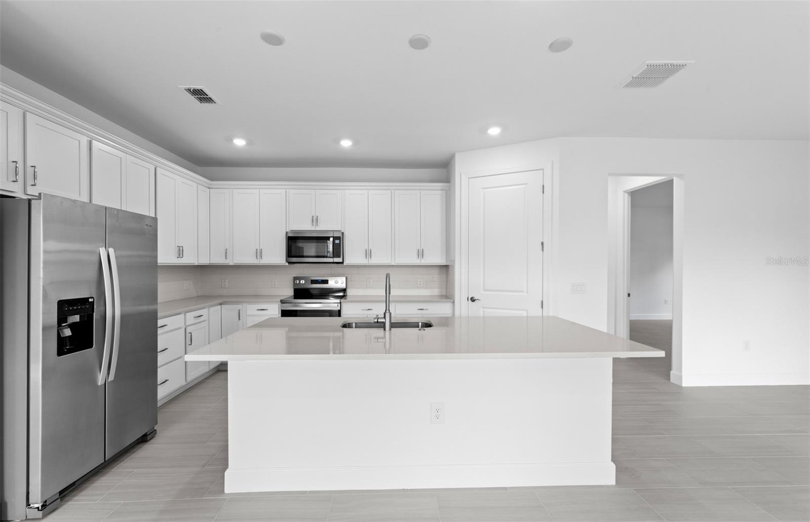 6962 MINNEOLA CT — photo 14