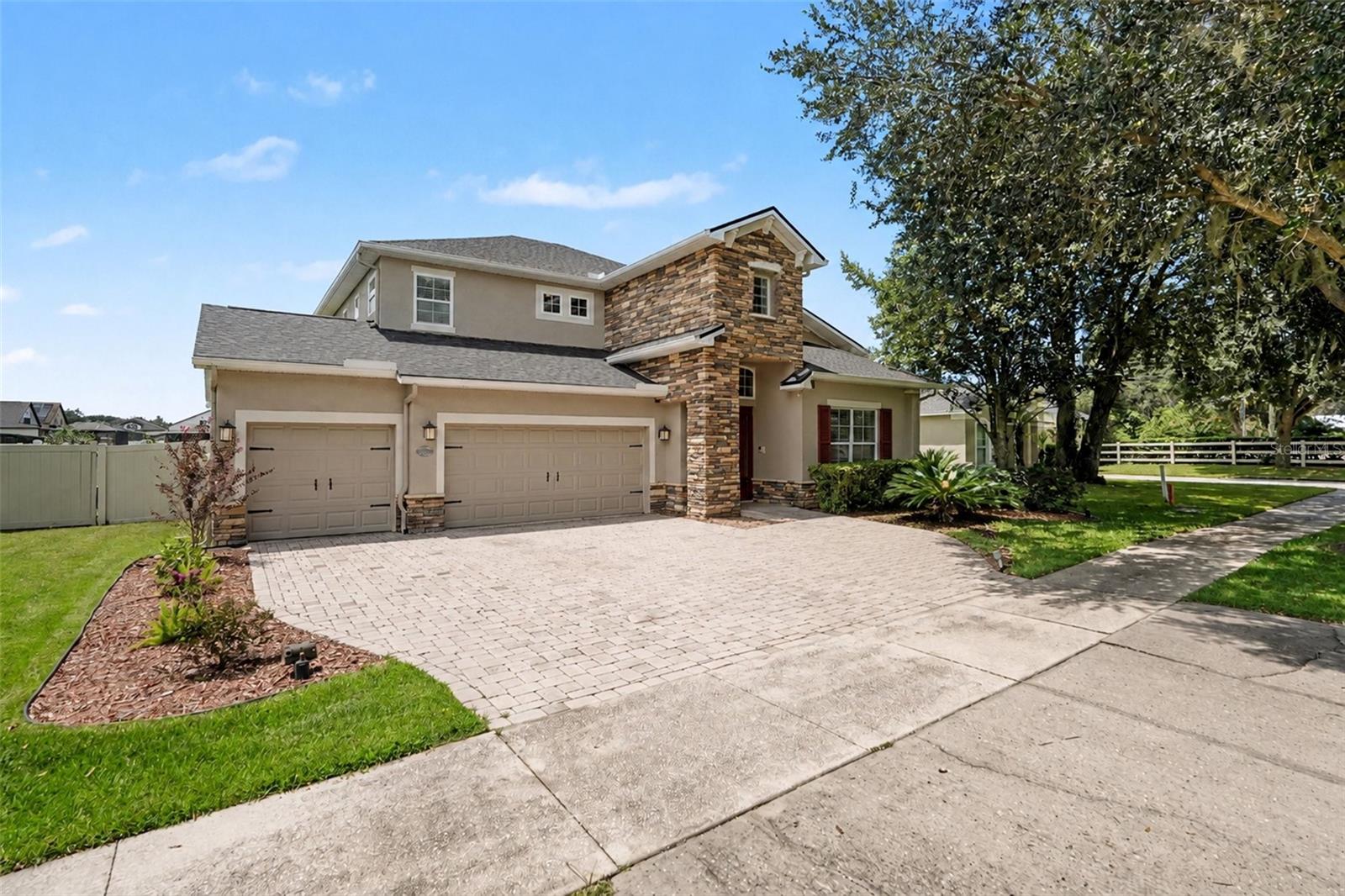 2605 RED FERN DR — photo 3