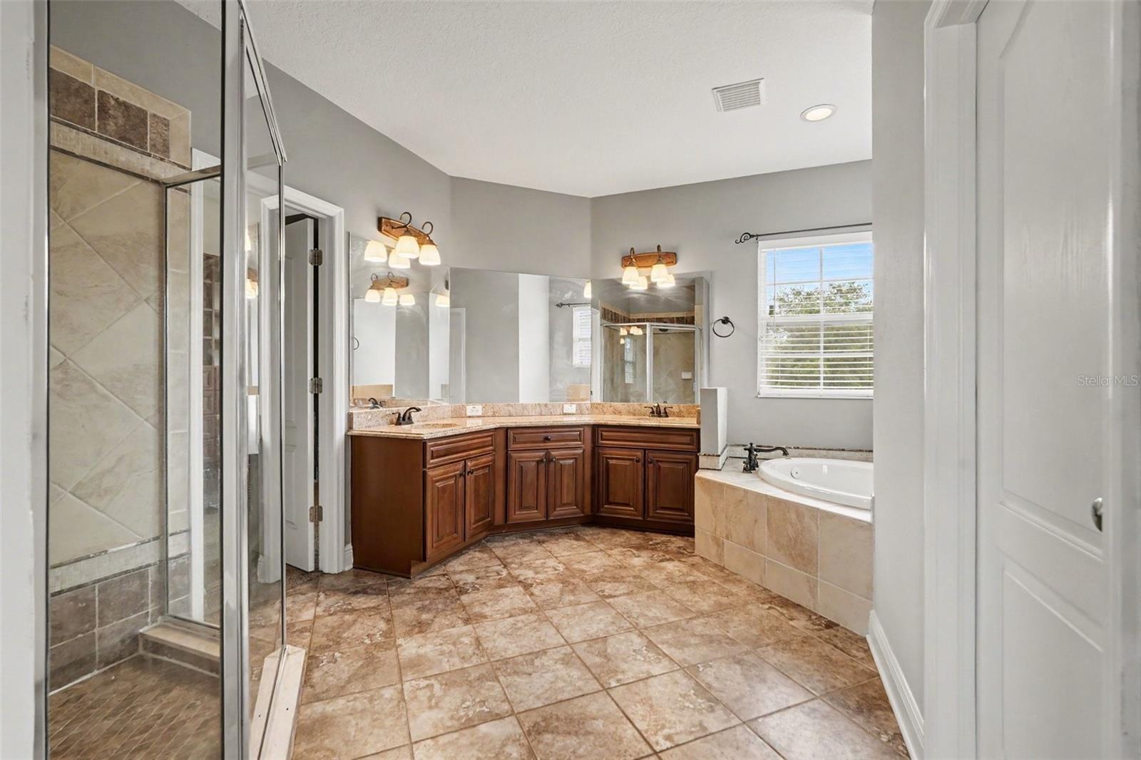 2605 RED FERN DR — photo 17