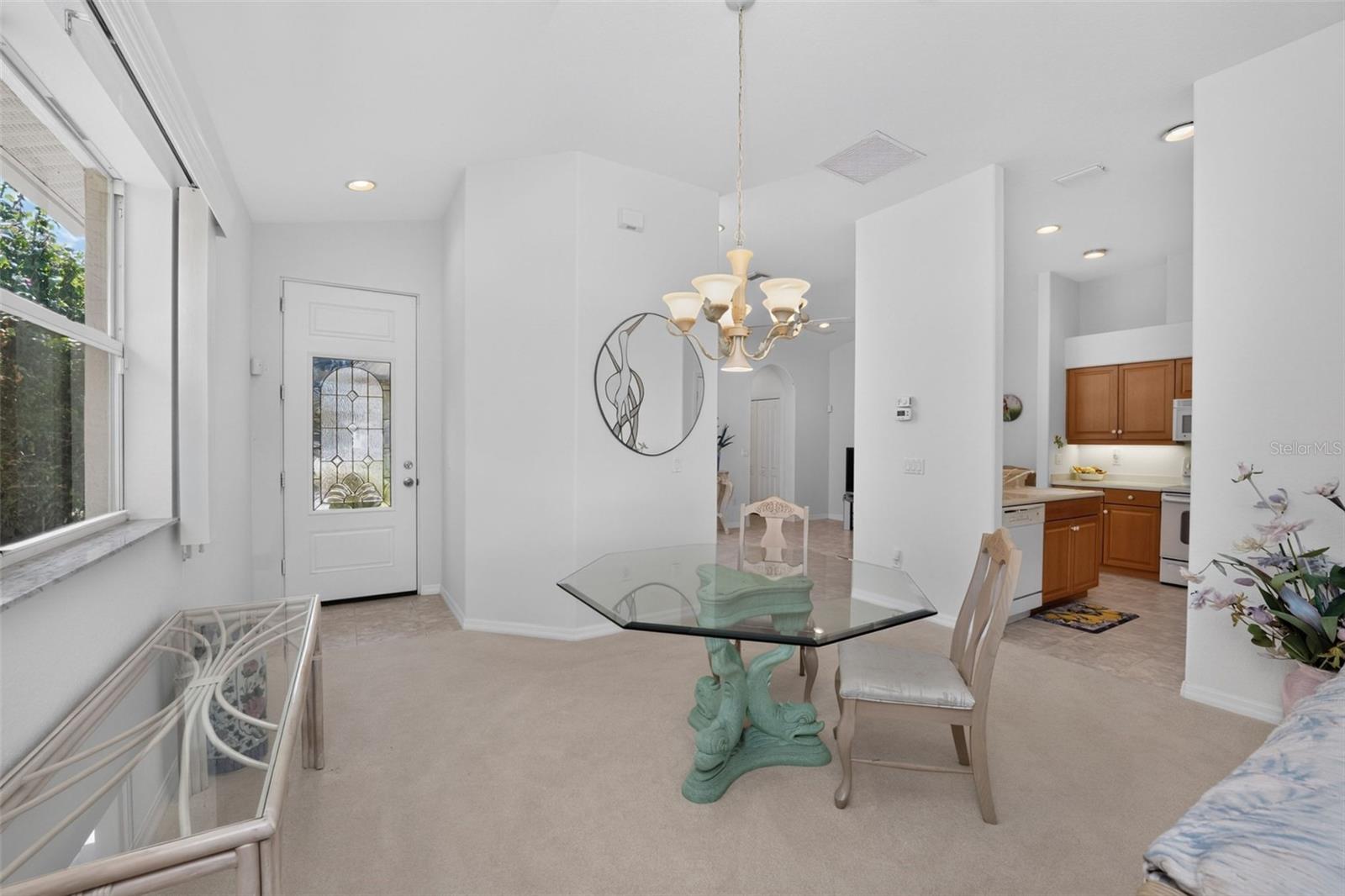 1050 YOSEMITE DR — photo 18