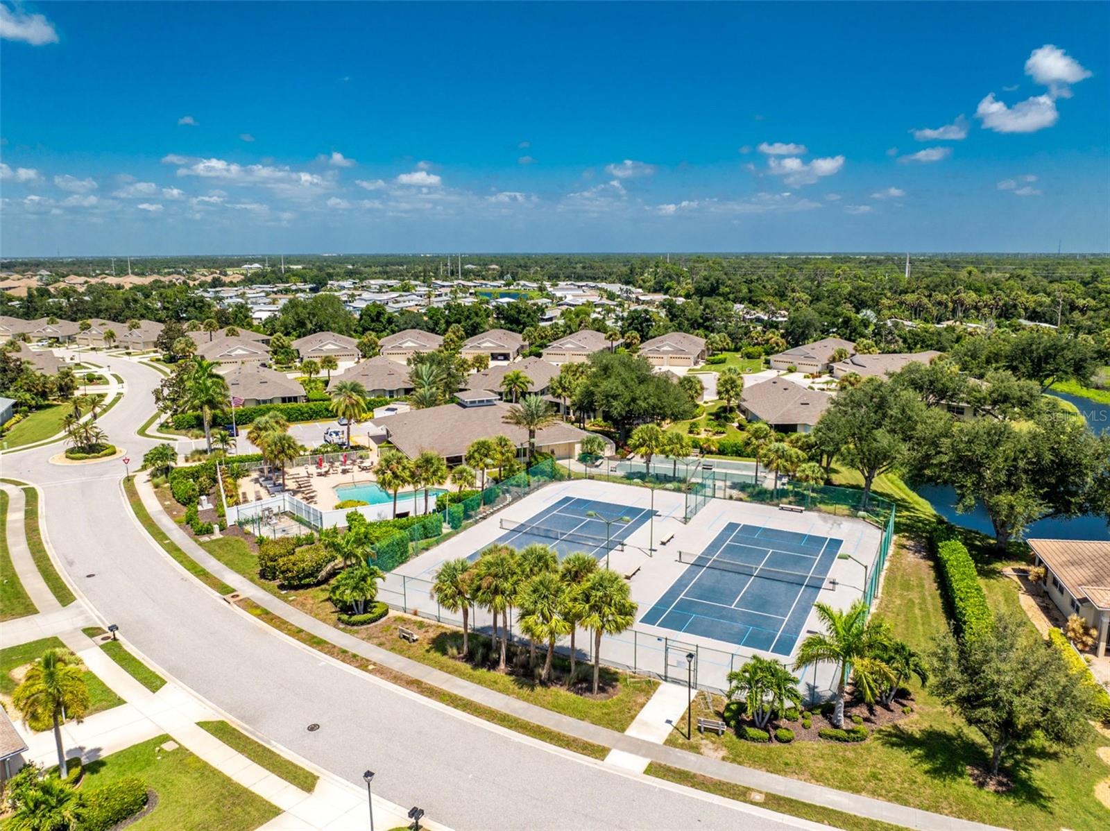 1050 YOSEMITE DR — photo 49