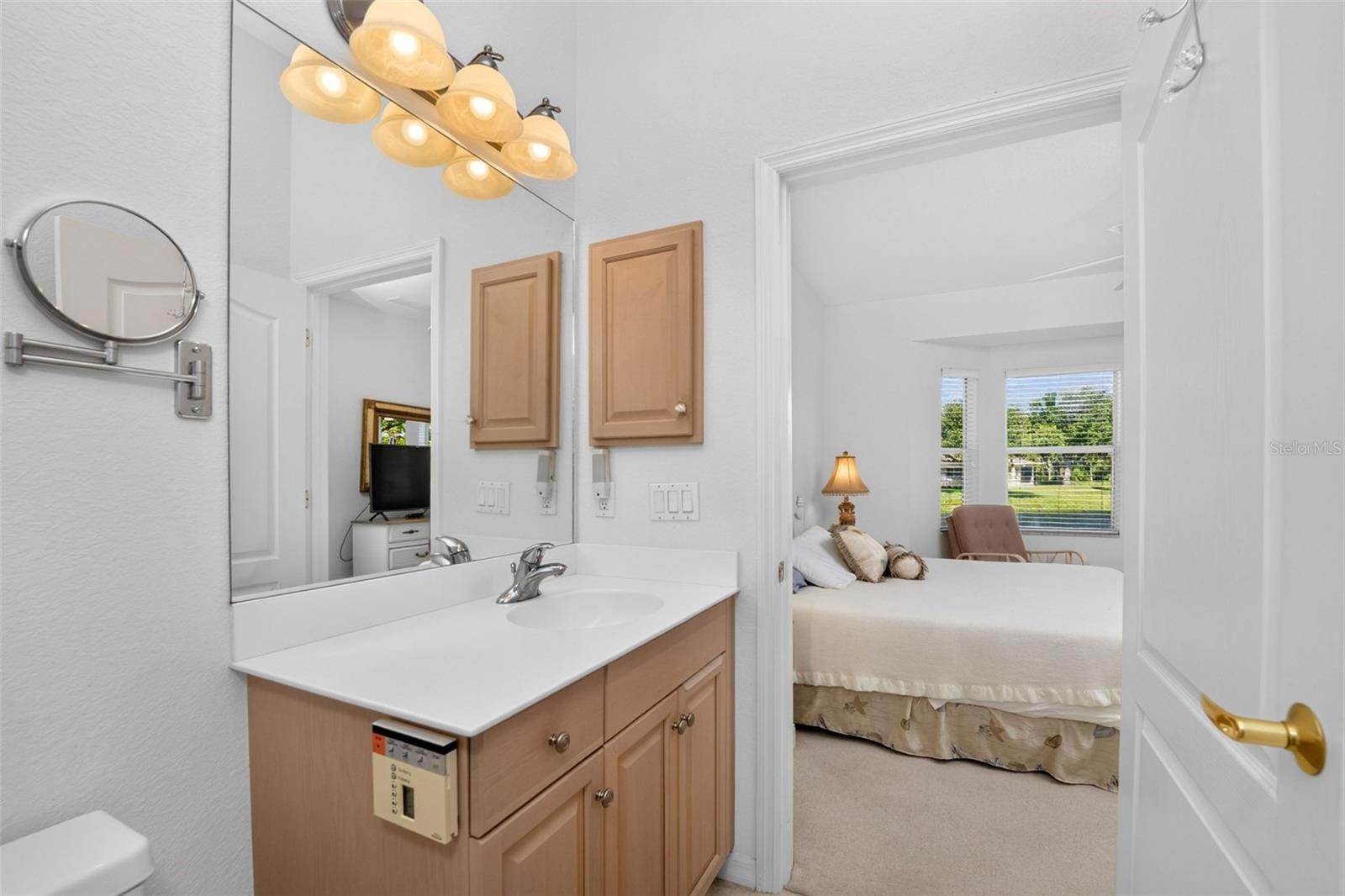 1050 YOSEMITE DR — photo 16