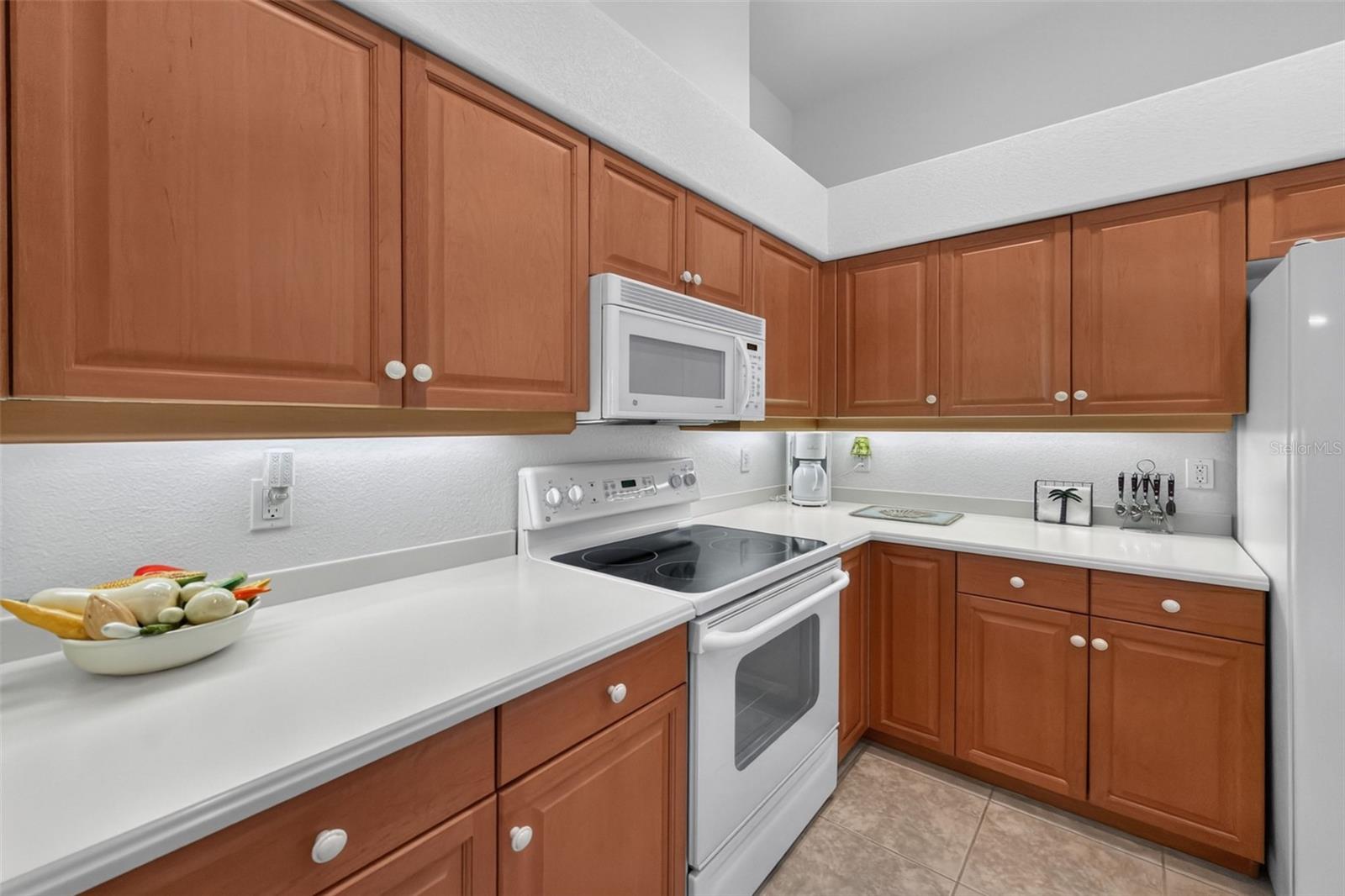 1050 YOSEMITE DR — photo 21
