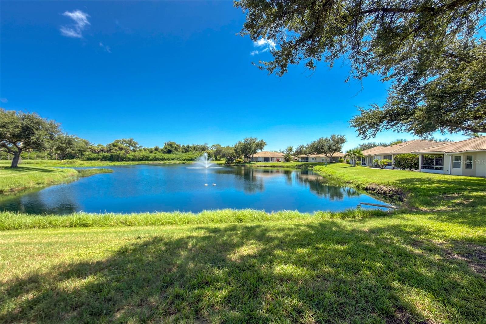 1050 YOSEMITE DR — photo 35