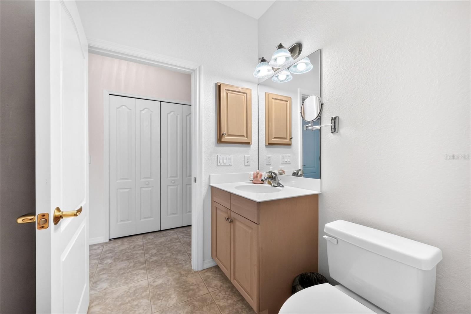 1050 YOSEMITE DR — photo 30
