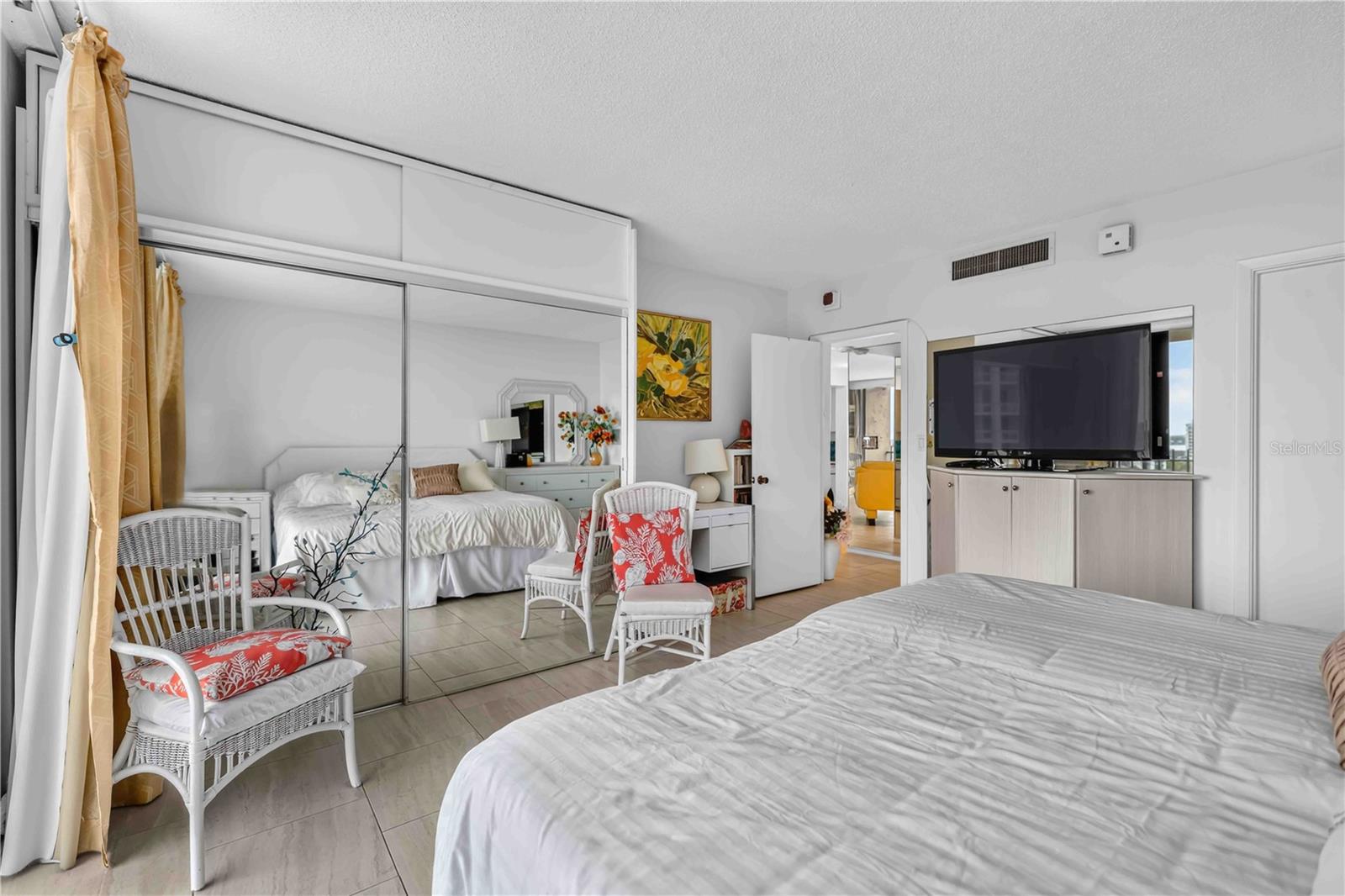 1212 BEN FRANKLIN DR #1205 — photo 21