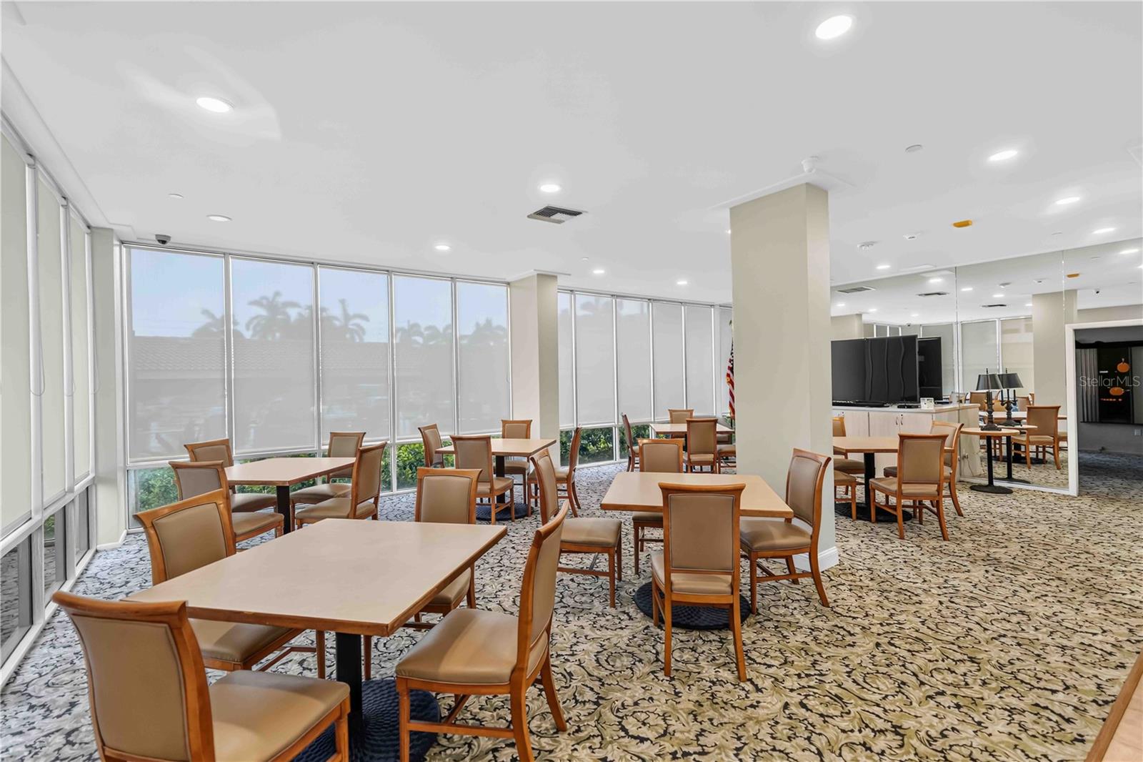 1212 BEN FRANKLIN DR #1205 — photo 34