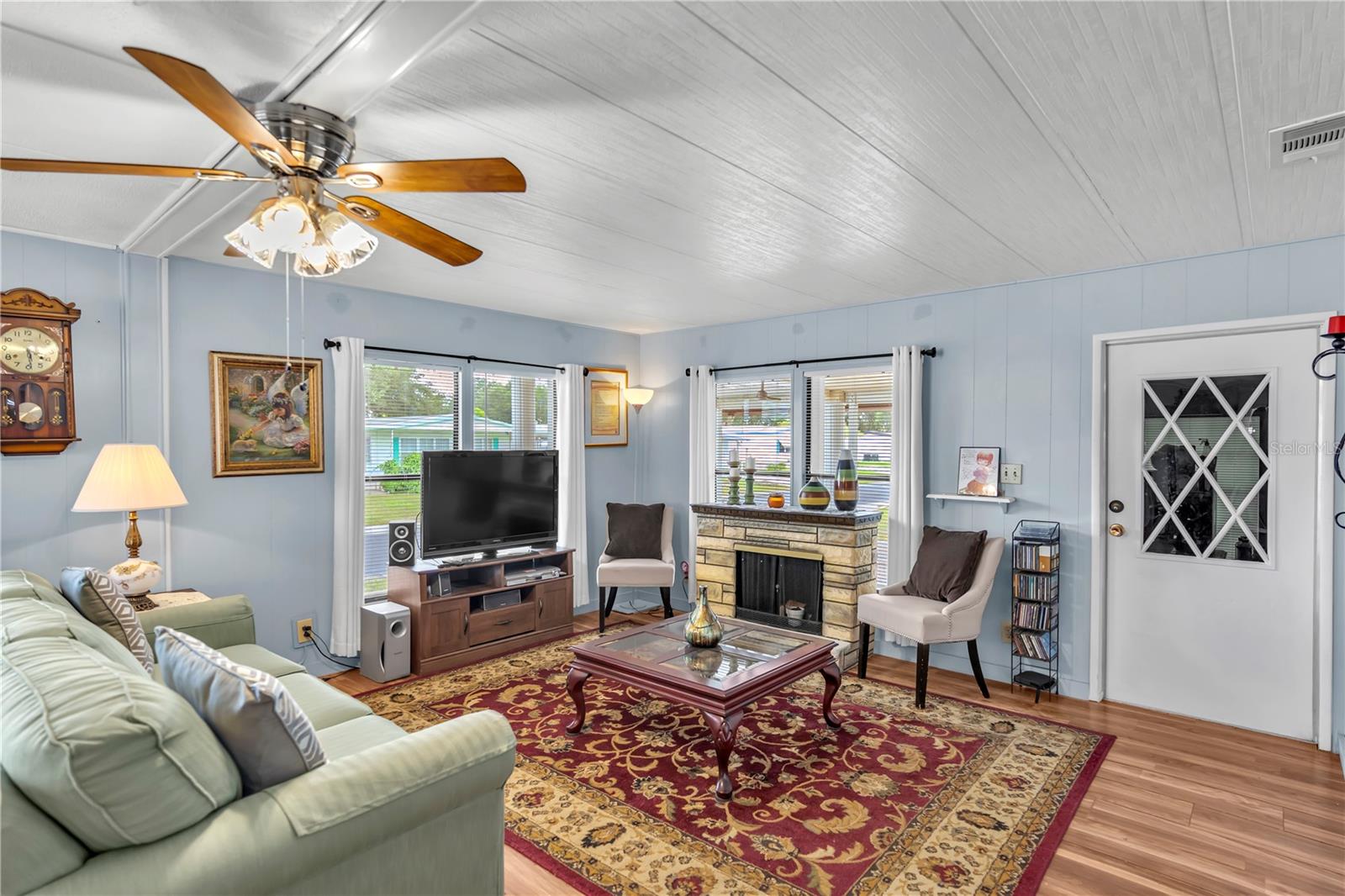 38546 STAFFORD DR — photo 3