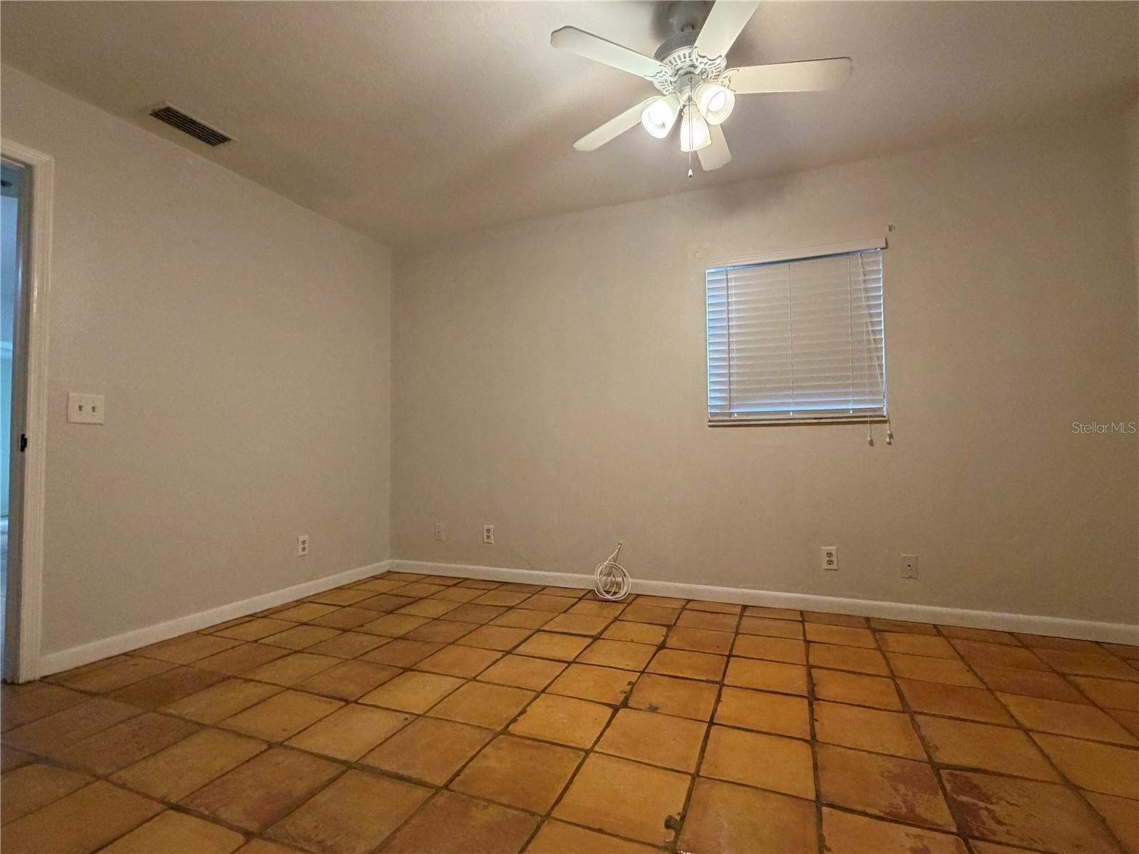 7806 ALAFIA RIDGE RD — photo 10
