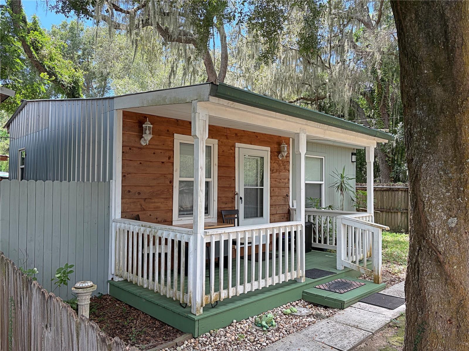 7806 ALAFIA RIDGE RD — photo 18