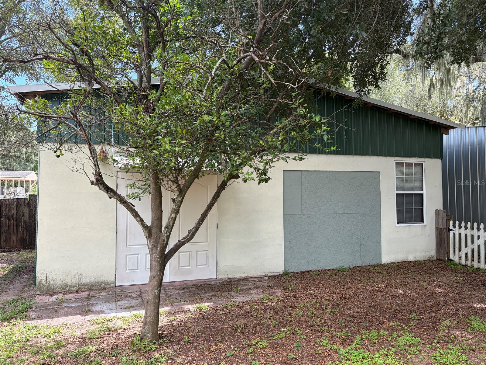 7806 ALAFIA RIDGE RD — photo 23
