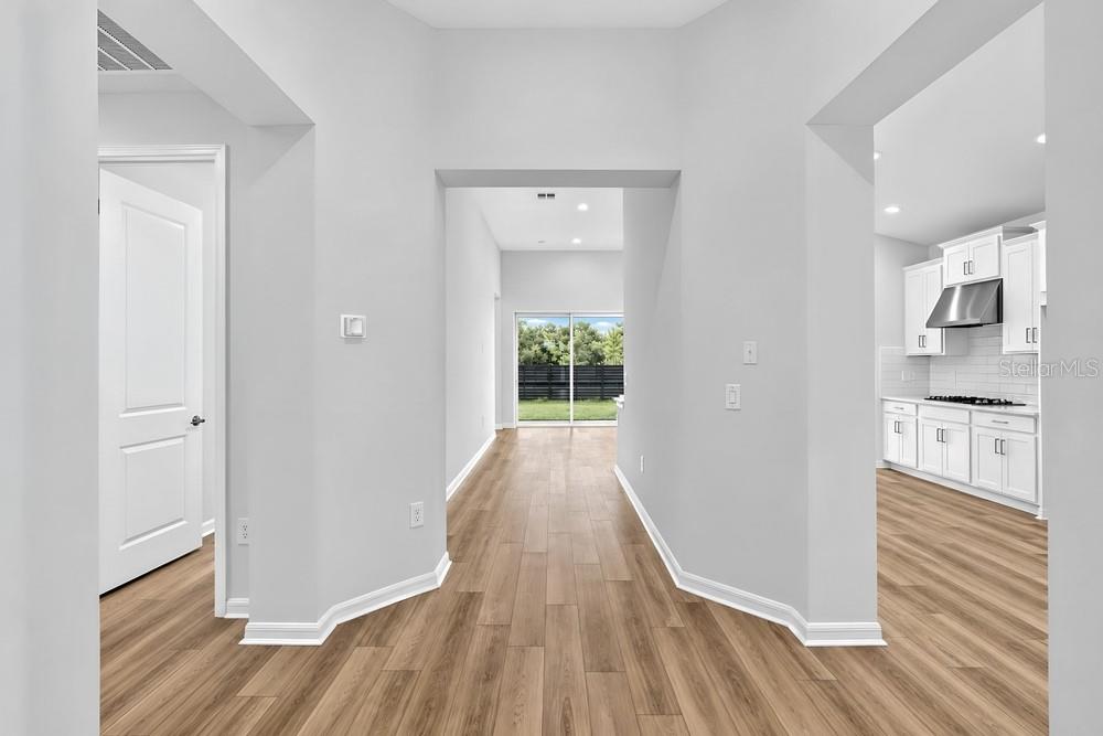 14246 SAWMILL ST — photo 9