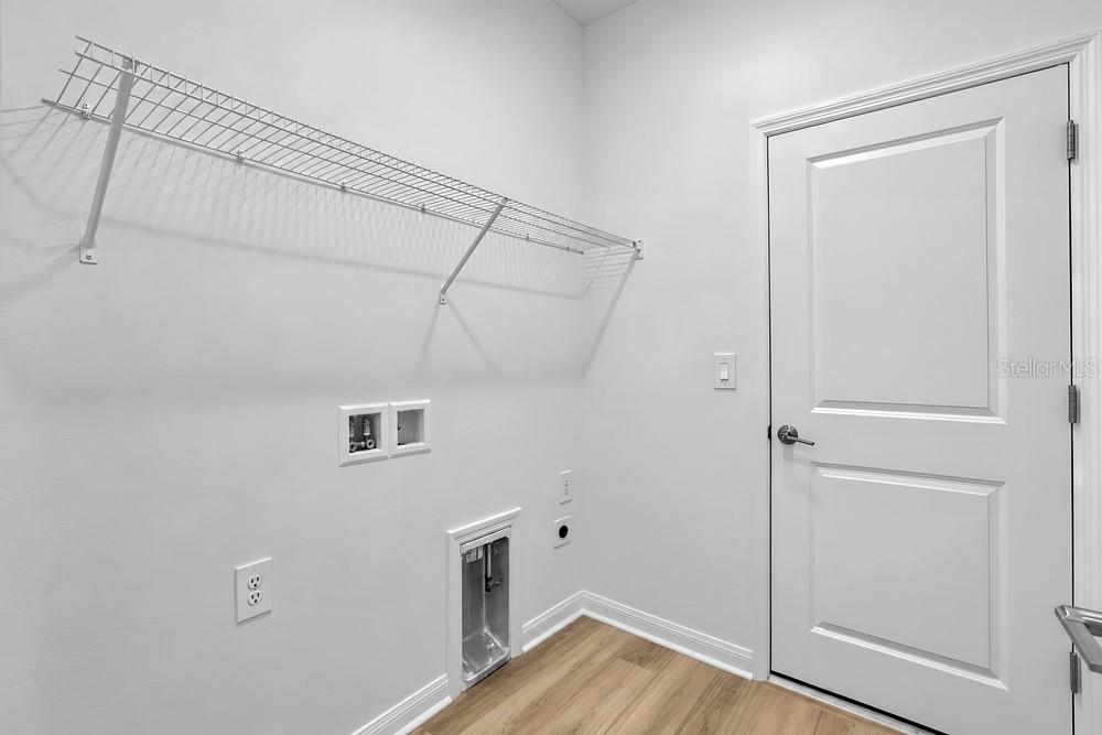 14246 SAWMILL ST — photo 27