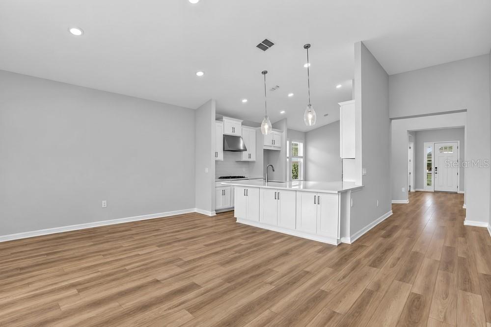 14246 SAWMILL ST — photo 15
