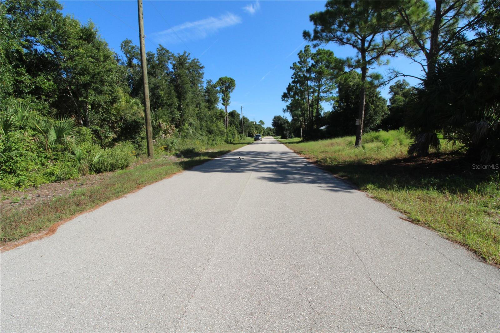 CHAMRADE RD — photo 7