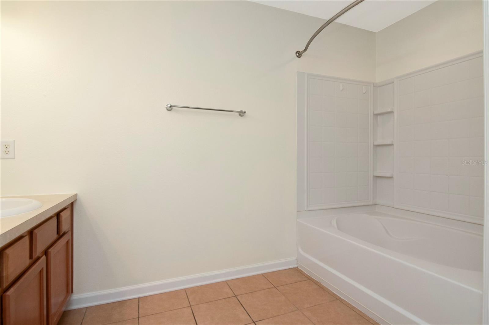10208 ESTERO BAY LN — photo 31