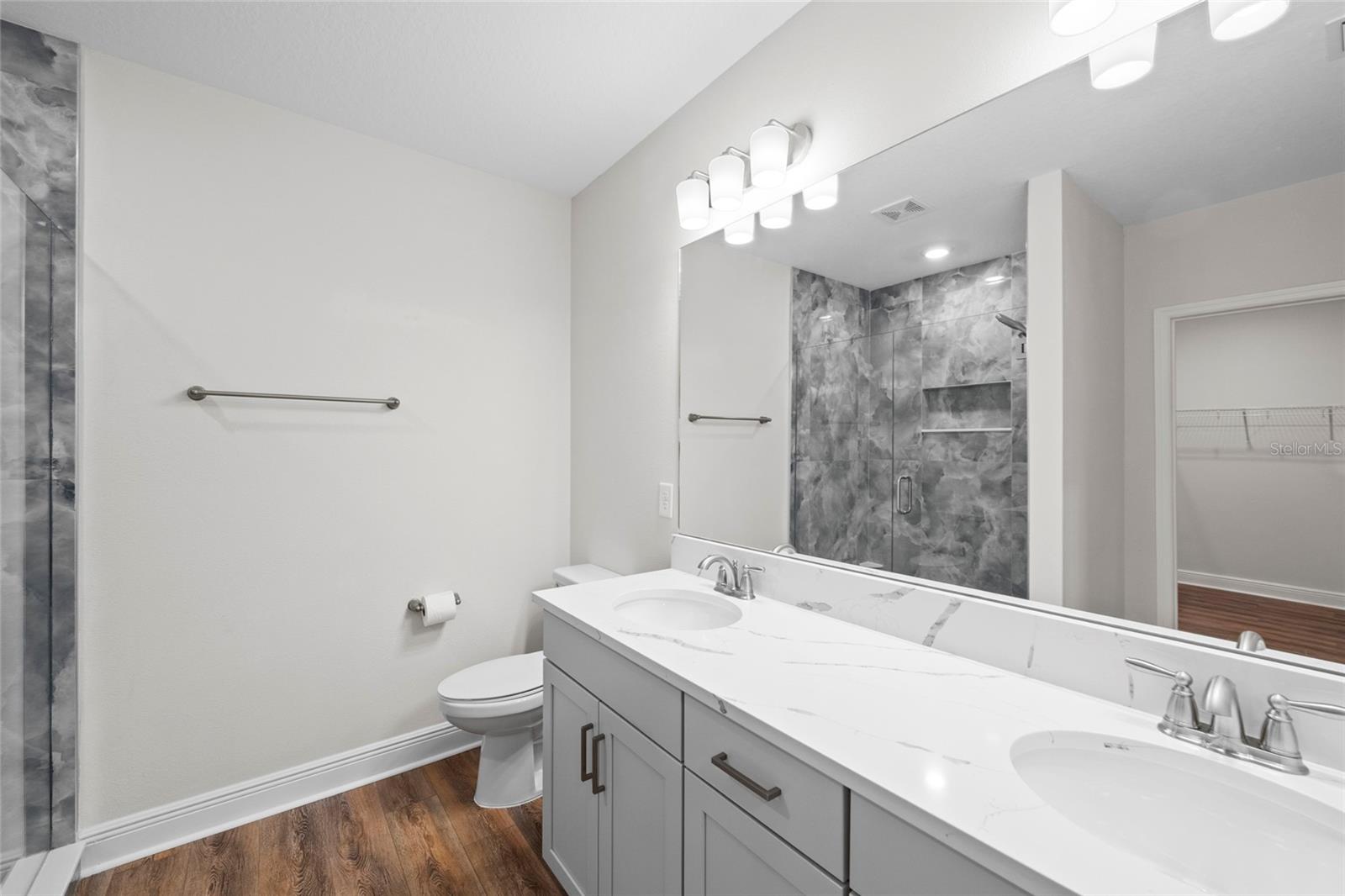 5540 PATANO LOOP — photo 23