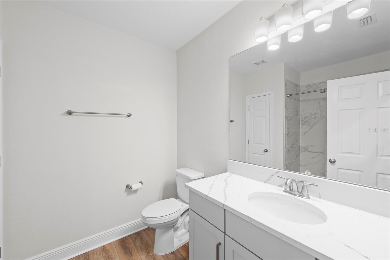 5540 PATANO LOOP — photo 30