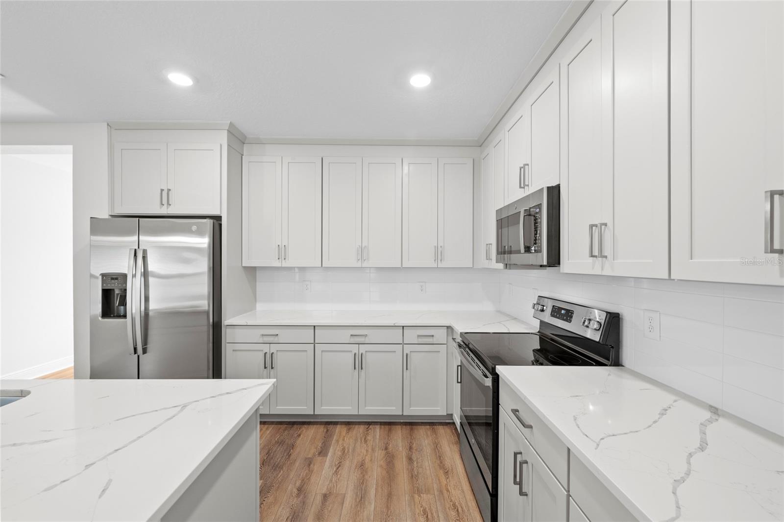 5540 PATANO LOOP — photo 12