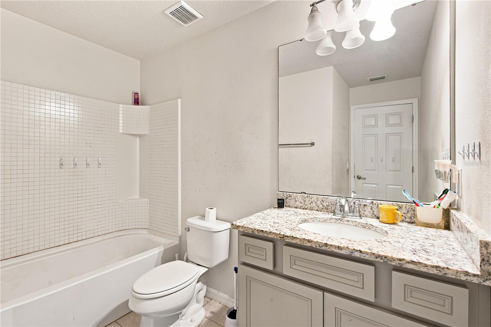 9237 HILLCROFT DR — photo 25