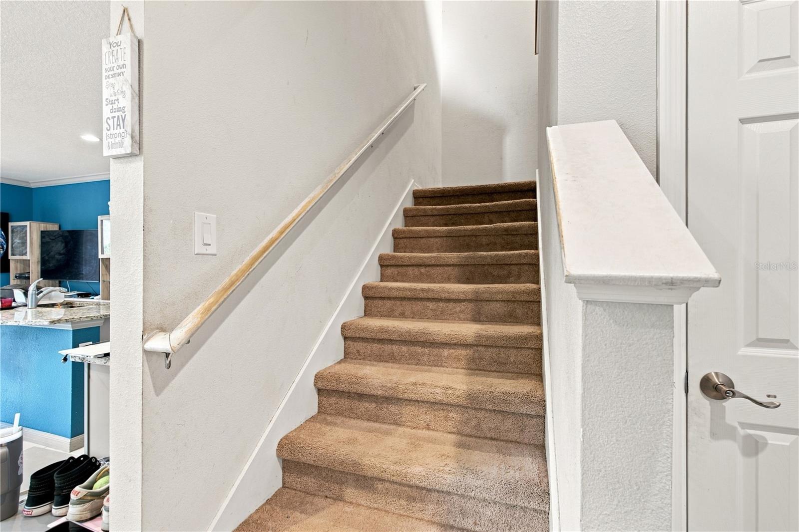 9237 HILLCROFT DR — photo 23