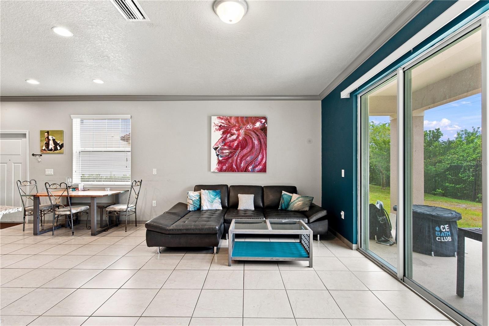 9237 HILLCROFT DR — photo 17