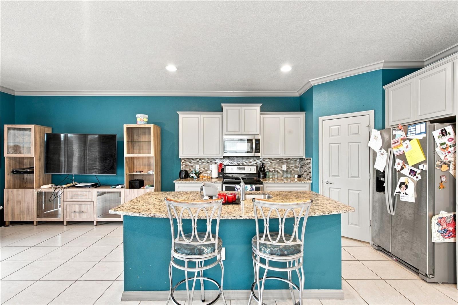 9237 HILLCROFT DR — photo 19