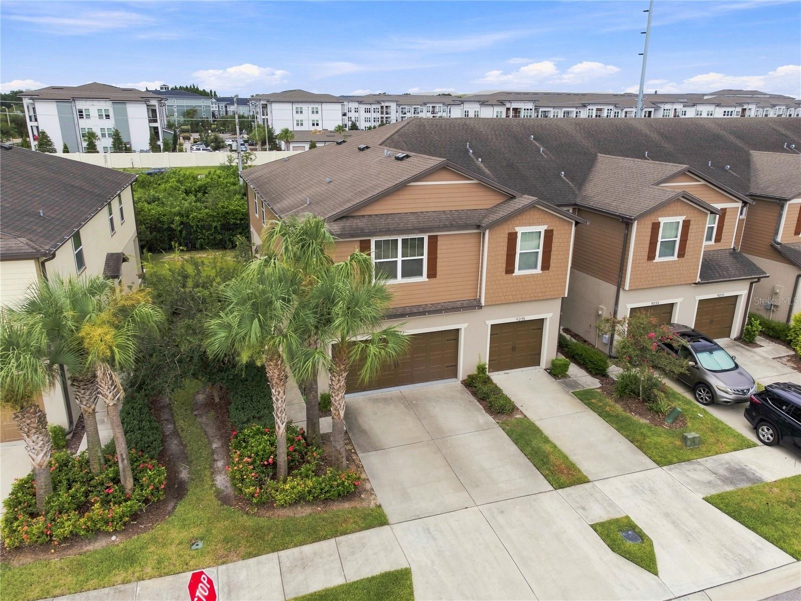 9237 HILLCROFT DR — photo 9