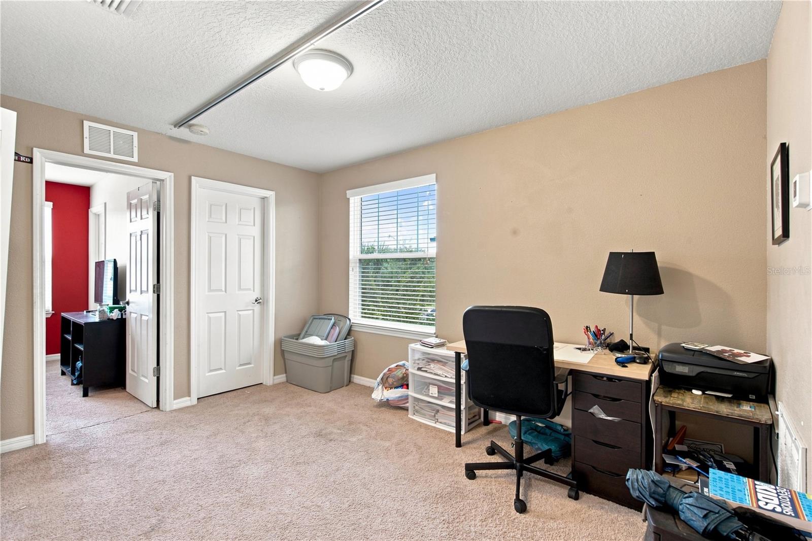 9237 HILLCROFT DR — photo 37