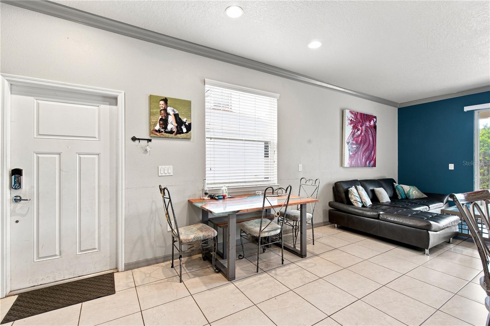 9237 HILLCROFT DR — photo 33