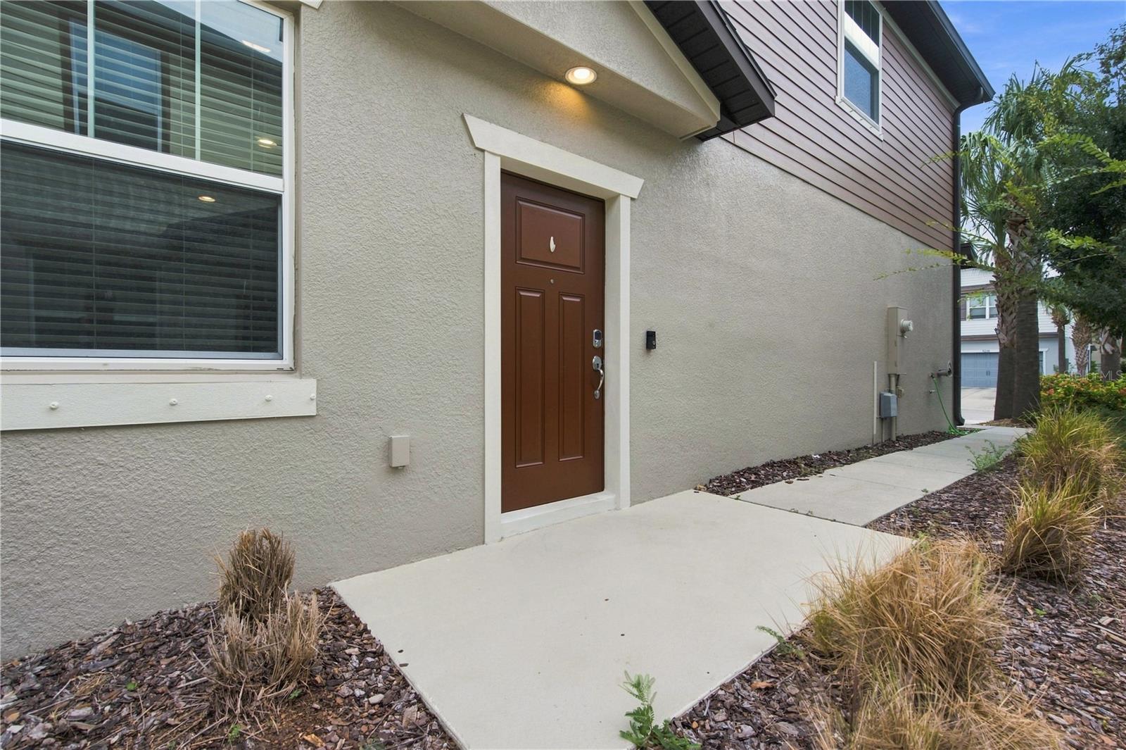 9237 HILLCROFT DR — photo 31