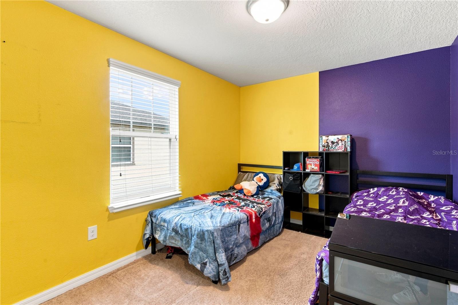 9237 HILLCROFT DR — photo 28