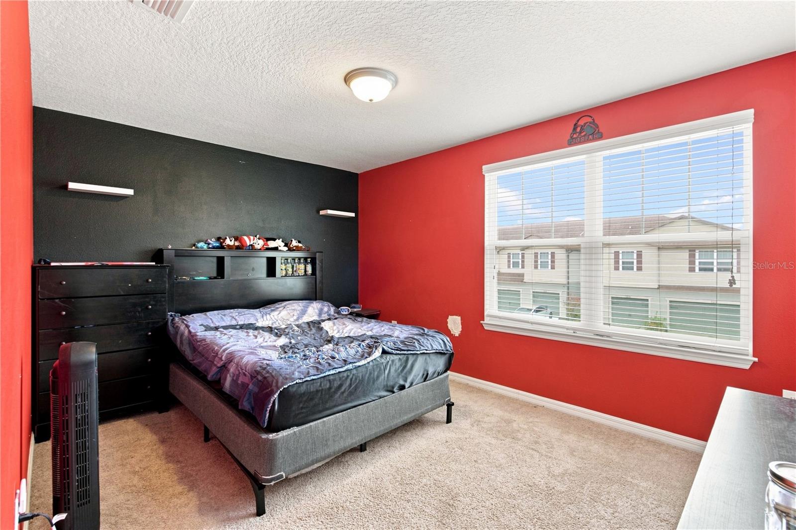 9237 HILLCROFT DR — photo 26