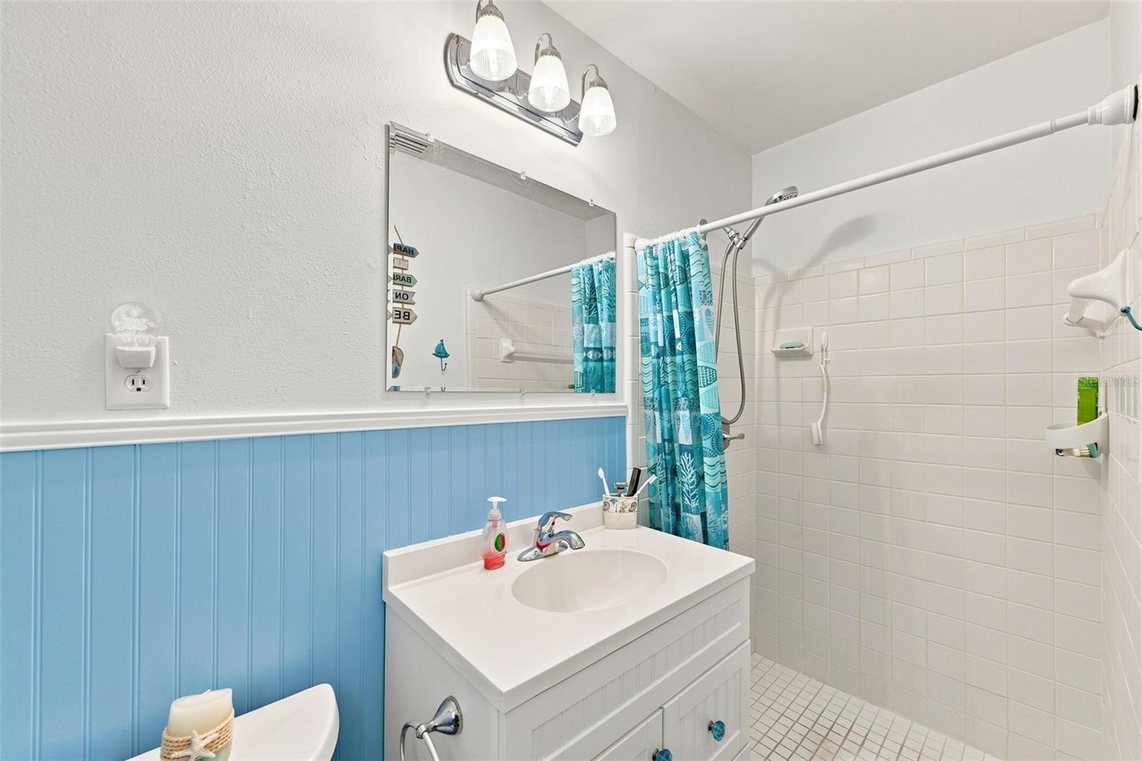 518 W 129TH AVE — photo 21