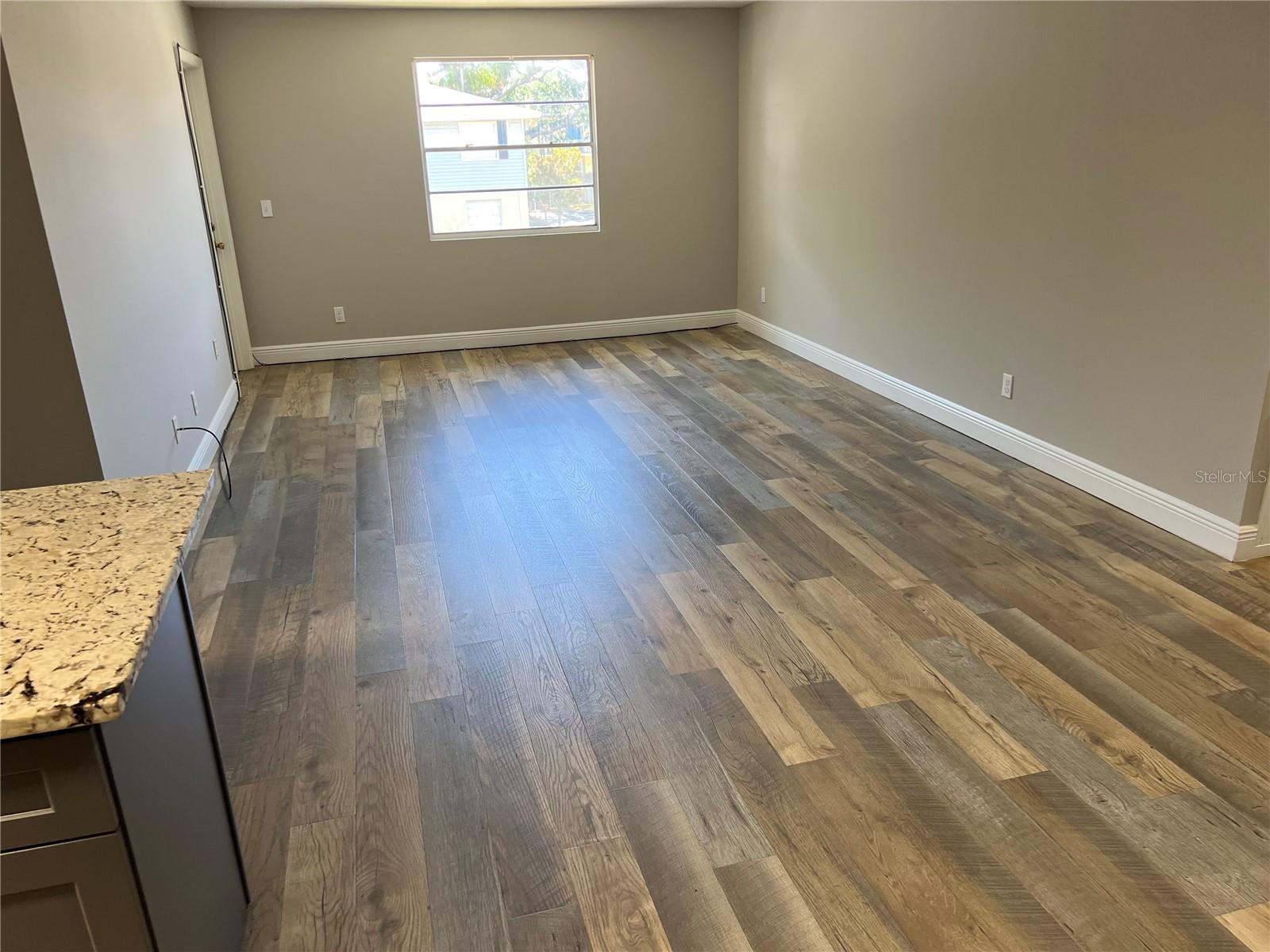 208 RED CEDAR PL #208 — photo 18
