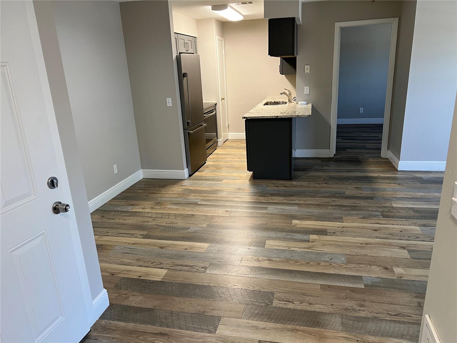 208 RED CEDAR PL #208 — photo 10