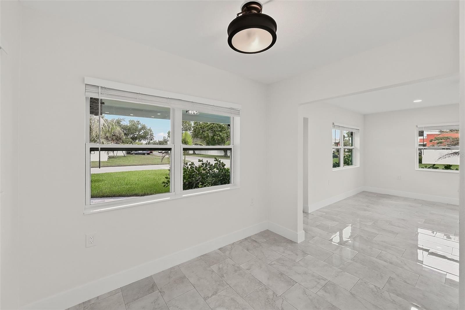 2425 BAYWOOD DR E — photo 13