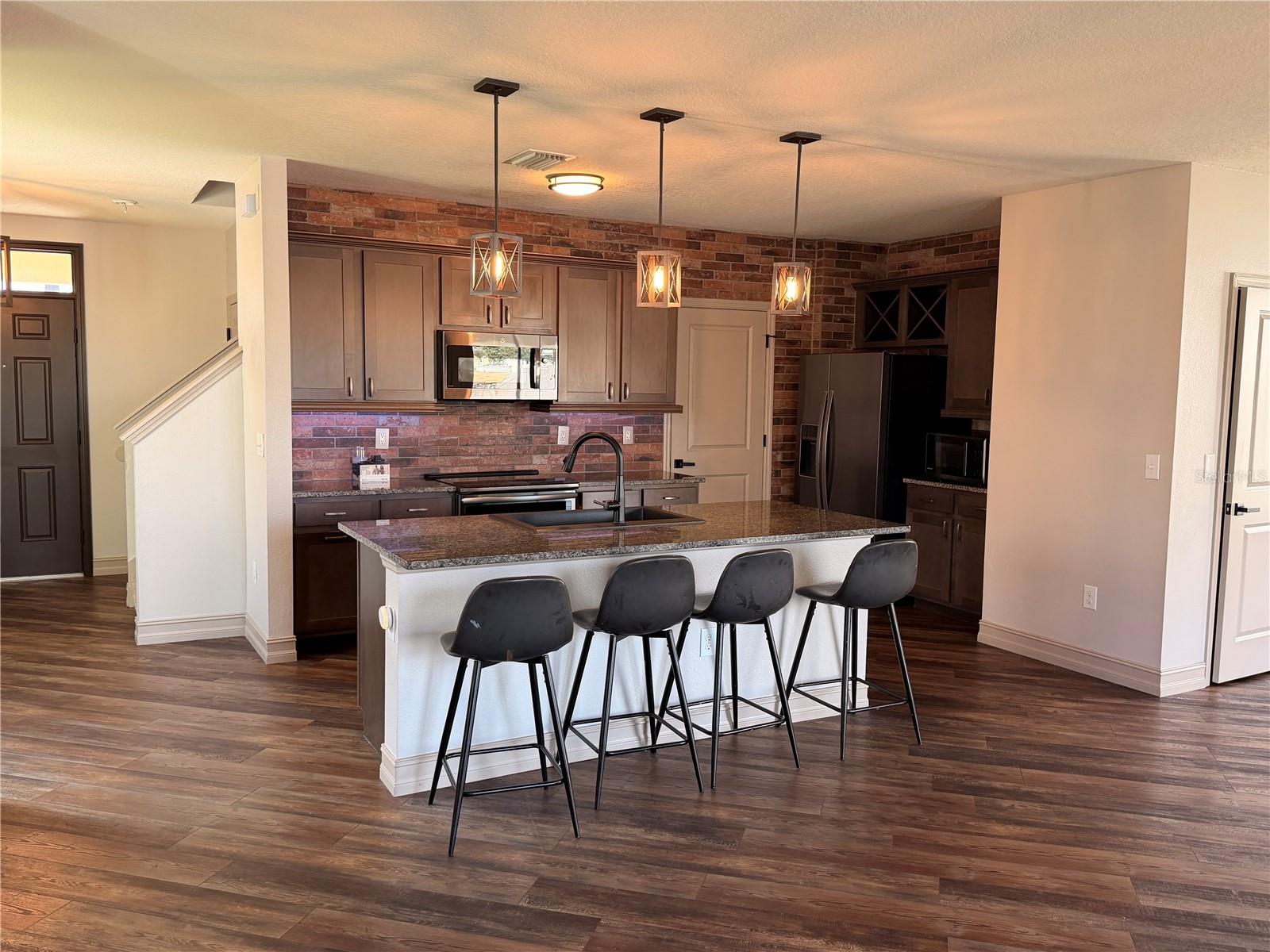 7623 TUSCAN BAY CIR — photo 2