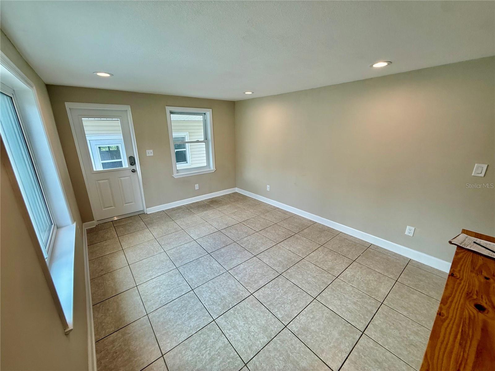 408 PRINCESS ST — photo 33