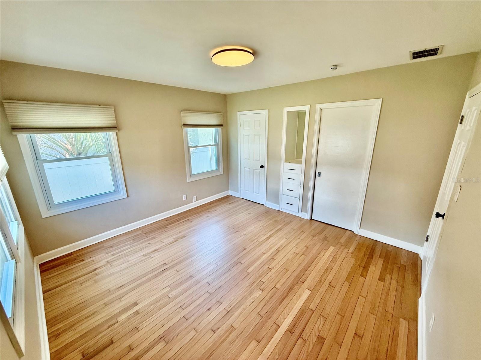 408 PRINCESS ST — photo 18