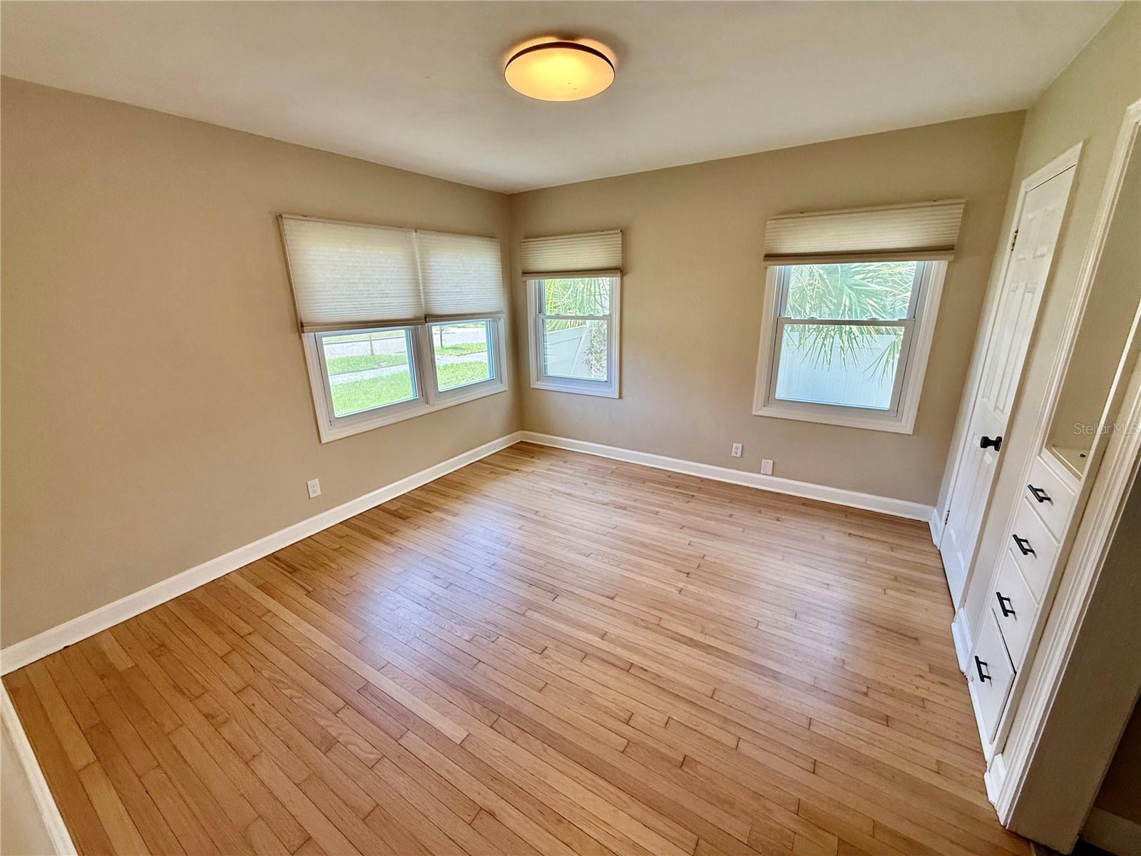 408 PRINCESS ST — photo 17